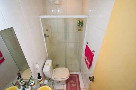 Apartamento à venda com 141m², 4 quartos e 2 vagas Apartamento à venda com 141m², 4 quartos e 2 vagasQuarto 4 - Banheiro