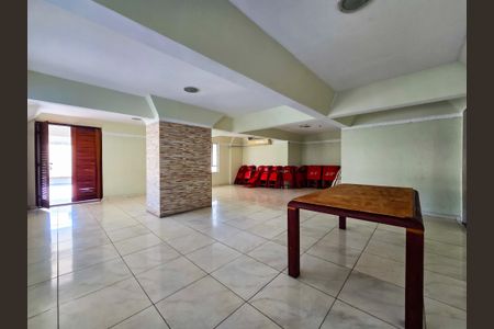 Apartamento à venda com 141m², 4 quartos e 2 vagas Apartamento à venda com 141m², 4 quartos e 2 vagasÁrea comum - Salão de festas