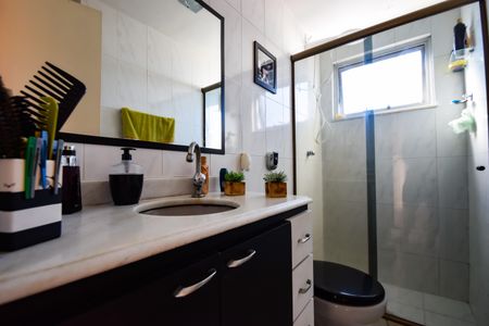 Apartamento à venda com 141m², 4 quartos e 2 vagas Apartamento à venda com 141m², 4 quartos e 2 vagasBanheiro Social 1