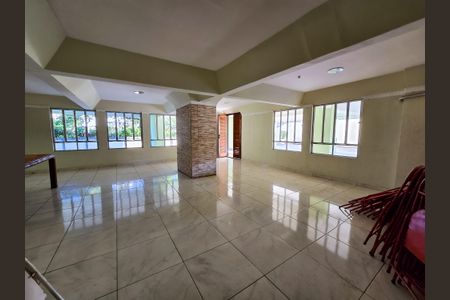 Apartamento à venda com 141m², 4 quartos e 2 vagas Apartamento à venda com 141m², 4 quartos e 2 vagasÁrea comum - Salão de festas