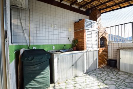 Apartamento à venda com 141m², 4 quartos e 2 vagas Apartamento à venda com 141m², 4 quartos e 2 vagasÁrea de Serviço