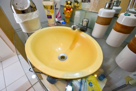 Apartamento à venda com 141m², 4 quartos e 2 vagas Apartamento à venda com 141m², 4 quartos e 2 vagasQuarto 4 - Banheiro