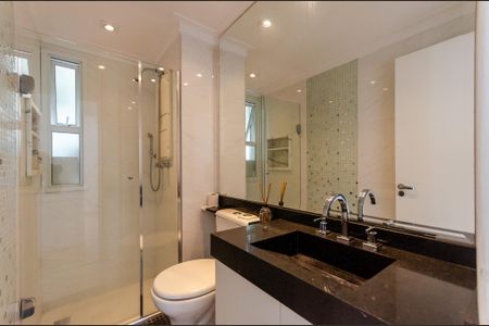 Apartamento à venda com 56m², 2 quartos e 1 vaga Apartamento à venda com 56m², 2 quartos e 1 vagaBanheiro