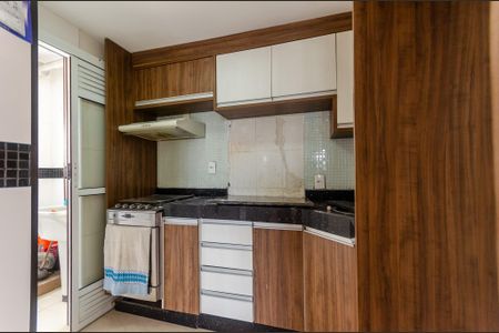 Apartamento à venda com 56m², 2 quartos e 1 vaga Apartamento à venda com 56m², 2 quartos e 1 vagaCozinha