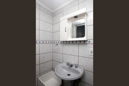 Banheiro de apartamento para alugar com 1 quarto, 46m² em Centro Histórico, Porto Alegre