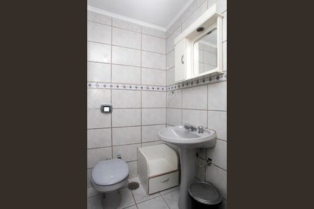 Banheiro de apartamento para alugar com 1 quarto, 46m² em Centro Histórico, Porto Alegre