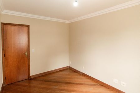 Apartamento à venda com 135m², 3 quartos e 3 vagasSuíte 1