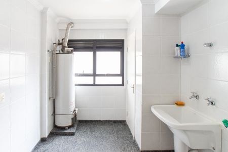 Apartamento à venda com 135m², 3 quartos e 3 vagasÁrea de Serviço