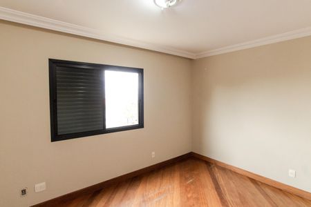 Apartamento à venda com 135m², 3 quartos e 3 vagasSuíte 3