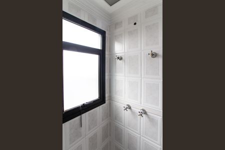 Apartamento à venda com 135m², 3 quartos e 3 vagasBanheiro da Suíte 1