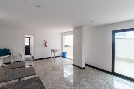 Apartamento à venda com 135m², 3 quartos e 3 vagasÁrea comum - Salão de festas