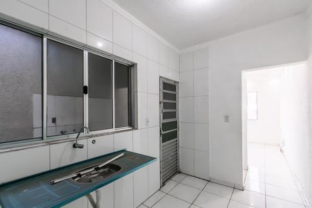 Casa para alugar com 85m², 2 quartos e 2 vagas Casa para alugar com 85m², 2 quartos e 2 vagasCozinha