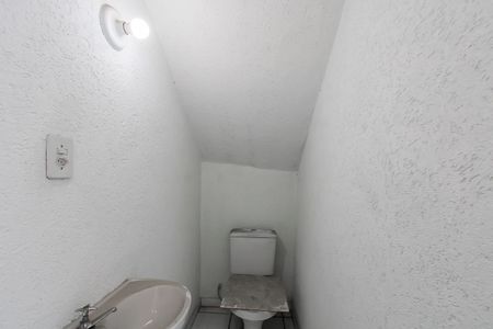 Casa para alugar com 85m², 2 quartos e 2 vagas Casa para alugar com 85m², 2 quartos e 2 vagasLavabo