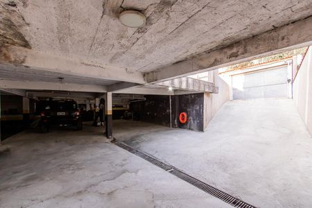 Casa para alugar com 85m², 2 quartos e 2 vagas Casa para alugar com 85m², 2 quartos e 2 vagasGaragem