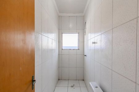 Casa para alugar com 85m², 2 quartos e 2 vagas Casa para alugar com 85m², 2 quartos e 2 vagasBanheiro da Suíte 1