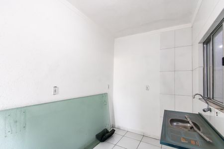 Casa para alugar com 85m², 2 quartos e 2 vagas Casa para alugar com 85m², 2 quartos e 2 vagasCozinha