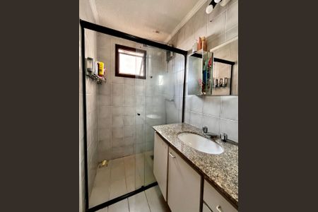 Apartamento à venda com 110m², 3 quartos e 1 vagaBanheiro da Suíte