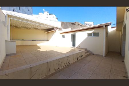 Casa à venda com 352m², 4 quartos e 4 vagasQuintal