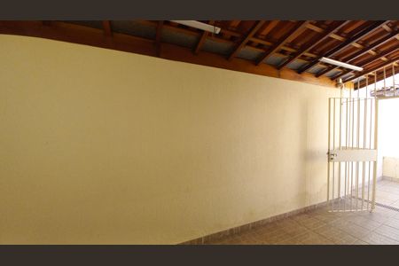 Casa à venda com 352m², 4 quartos e 4 vagasVista do Quarto 2