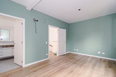 Casa de condomínio à venda com 300m², 4 quartos e 2 vagas Casa de condomínio à venda com 300m², 4 quartos e 2 vagasSuíte 1