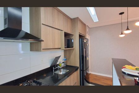 Apartamento à venda com 77m², 2 quartos e 2 vagas Apartamento à venda com 77m², 2 quartos e 2 vagasCozinha