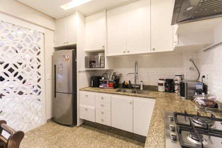 Apartamento à venda com 139m², 3 quartos e 3 vagas Apartamento à venda com 139m², 3 quartos e 3 vagasCozinha