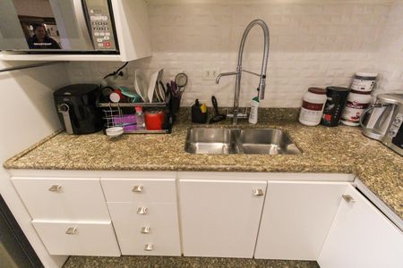 Apartamento à venda com 139m², 3 quartos e 3 vagas Apartamento à venda com 139m², 3 quartos e 3 vagasCozinha