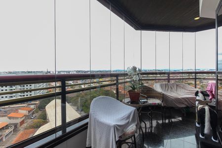 Apartamento à venda com 139m², 3 quartos e 3 vagas Apartamento à venda com 139m², 3 quartos e 3 vagasVaranda da Sala