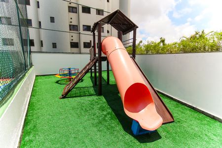 Apartamento à venda com 139m², 3 quartos e 3 vagas Apartamento à venda com 139m², 3 quartos e 3 vagasPlayground