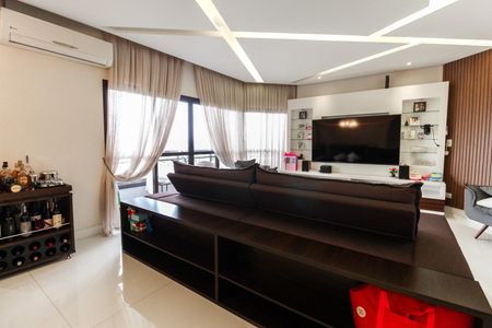 Apartamento à venda com 139m², 3 quartos e 3 vagas Apartamento à venda com 139m², 3 quartos e 3 vagasSala