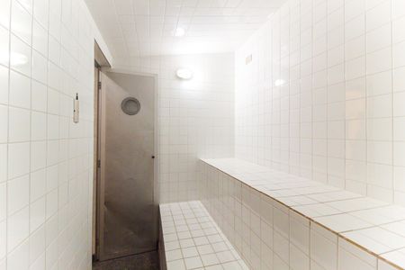 Apartamento à venda com 139m², 3 quartos e 3 vagas Apartamento à venda com 139m², 3 quartos e 3 vagasSauna