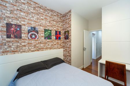 Apartamento para alugar com 100m², 3 quartos e 2 vagasQuarto