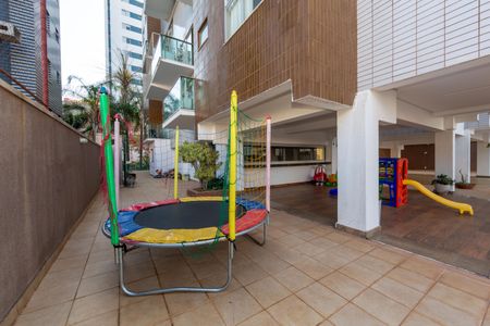 Apartamento para alugar com 100m², 3 quartos e 2 vagasÁrea comum