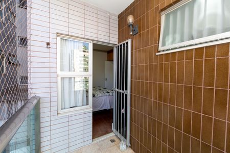 Apartamento para alugar com 100m², 3 quartos e 2 vagasVaranda da Suíte