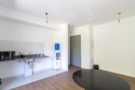 Apartamento à venda com 43m², 1 quarto e 1 vagaSala/Cozinha