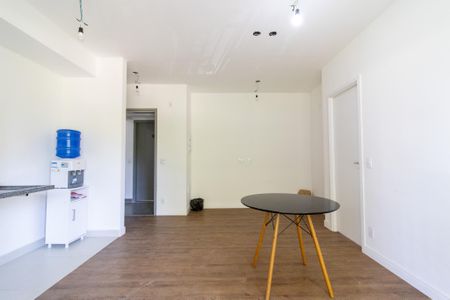 Apartamento à venda com 43m², 1 quarto e 1 vagaSala/Cozinha