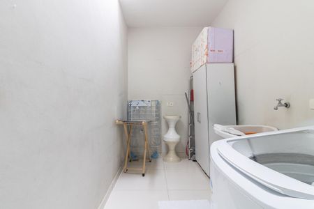 Casa à venda com 110m², 2 quartos e 1 vaga Casa à venda com 110m², 2 quartos e 1 vagaÁrea de Serviço