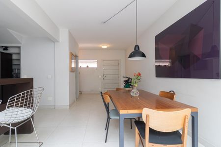 Casa à venda com 110m², 2 quartos e 1 vaga Casa à venda com 110m², 2 quartos e 1 vagaSala de Jantar