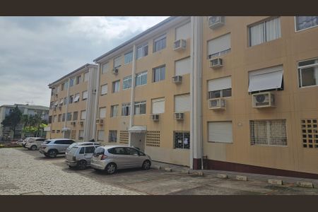 Studio à venda com 47m², 1 quarto e sem vaga Studio à venda com 47m², 1 quarto e sem vagaFachada