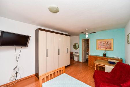 Studio à venda com 47m², 1 quarto e sem vaga Studio à venda com 47m², 1 quarto e sem vagaStudio