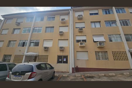 Studio à venda com 47m², 1 quarto e sem vaga Studio à venda com 47m², 1 quarto e sem vagaFachada