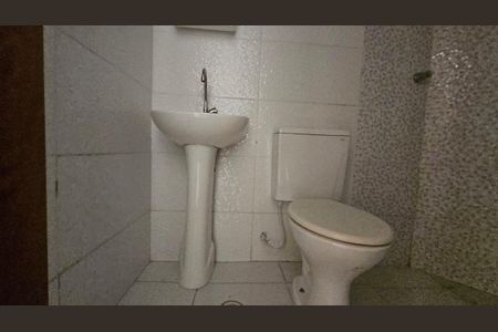 Apartamento à venda com 40m², 2 quartos e 1 vaga Apartamento à venda com 40m², 2 quartos e 1 vagaBanheiro