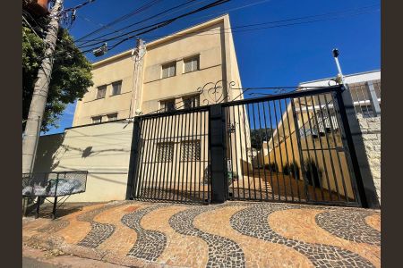 Apartamento à venda com 72m², 2 quartos e 1 vagaFachada