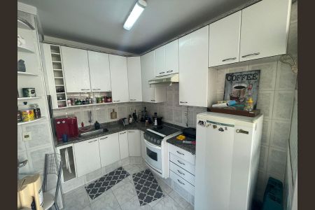 Apartamento à venda com 72m², 2 quartos e 1 vagaCozinha