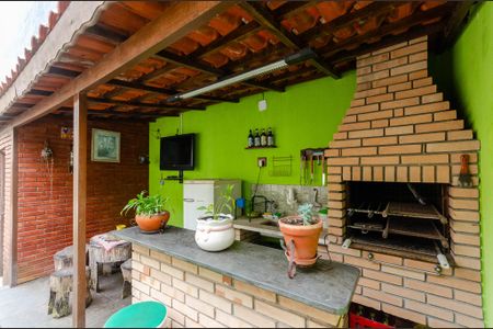 Casa à venda com 100m², 2 quartos e 3 vagas Casa à venda com 100m², 2 quartos e 3 vagasChurrasqueira