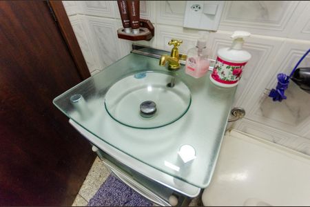 Casa à venda com 100m², 2 quartos e 3 vagas Casa à venda com 100m², 2 quartos e 3 vagasBanheiro da Suíte 1