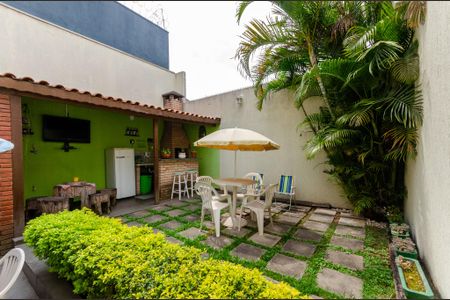 Casa à venda com 100m², 2 quartos e 3 vagas Casa à venda com 100m², 2 quartos e 3 vagasChurrasqueira