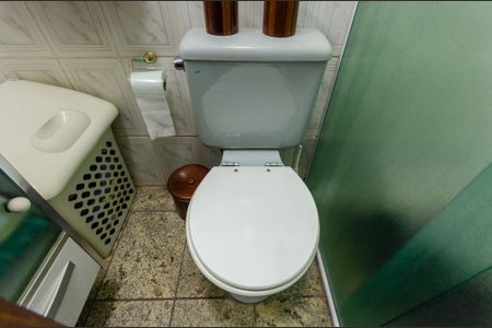 Casa à venda com 100m², 2 quartos e 3 vagas Casa à venda com 100m², 2 quartos e 3 vagasBanheiro da Suíte 1