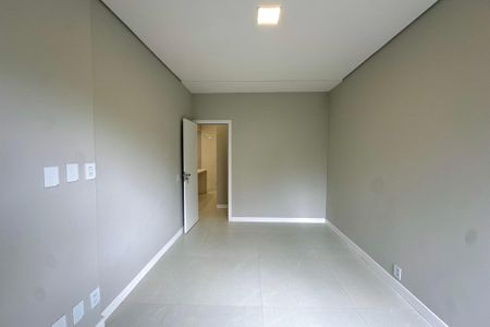 Apartamento à venda com 130m², 3 quartos e sem vagaQuarto 1