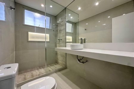 Apartamento à venda com 130m², 3 quartos e sem vagaBanheiro Social